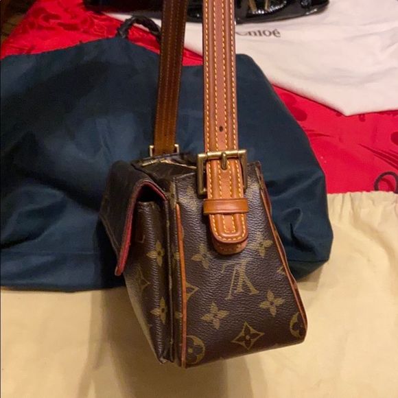 LV small shoulder bag AR0054 May 2004 France - Picture 5 of 8